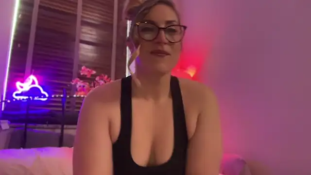 Snapshot of MistresssX chatting on June 2026 01:34:01 PM MistresssX online show from June 2026 01:34:01 PM