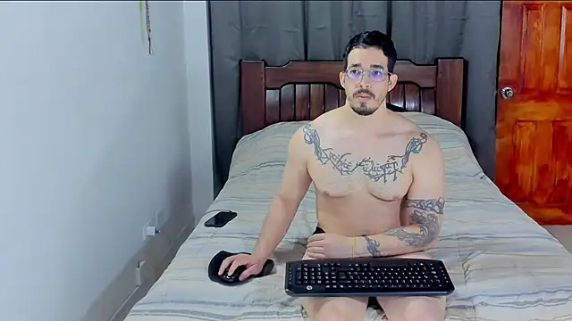 Hunter Hoott online show from March 2026 12:55:01 AM