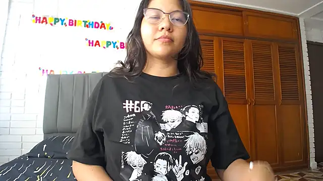 Naia Stant online show from October 2025 08:17:02 PM