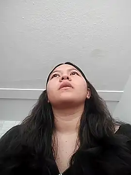 Naia Stant online show from October 2025 07:25:02 PM