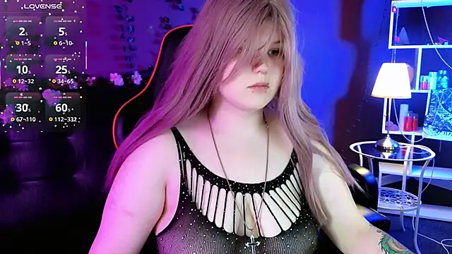 fillisfox  online show from September 2025 03:37:01 PM