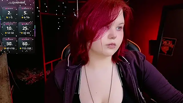 fillisfox  online show from November 2025 03:49:02 PM