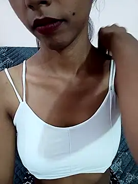 Small Titss online show from October 2025 05:09:01 AM