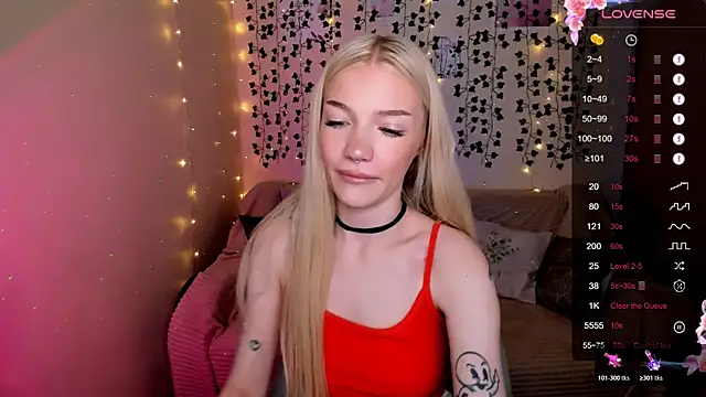 Snapshot of AnyaTaylor_ chatting on November 2025 02:15:01 AM AnyaTaylor online show from November 2025 02:15:01 AM