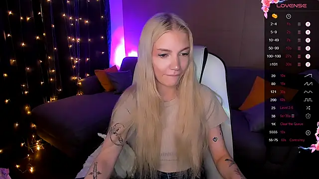 Snapshot of AnyaTaylor_ chatting on November 2025 03:05:02 AM AnyaTaylor online show from November 2025 03:05:02 AM