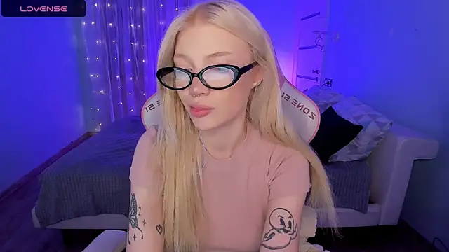 AnyaTaylor  online show from February 2026 02:08:02 AM