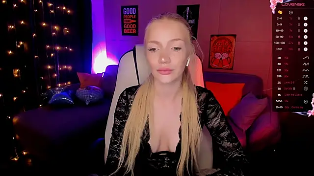 Snapshot of AnyaTaylor_ chatting on September 2025 01:56:02 AM AnyaTaylor online show from September 2025 01:56:02 AM