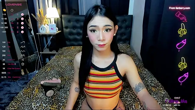 bellamoonlightX online show from September 2025 12:31:02 PM