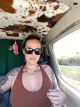 OdetteDelane online show from October 2025 01:40:02 AM