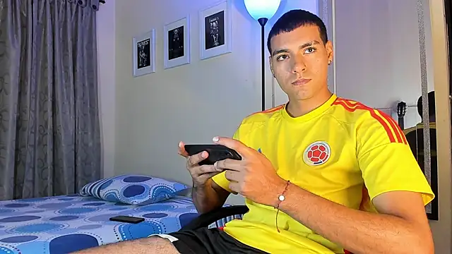 TeamPorn 19 online show from November 2025 03:40:02 AM