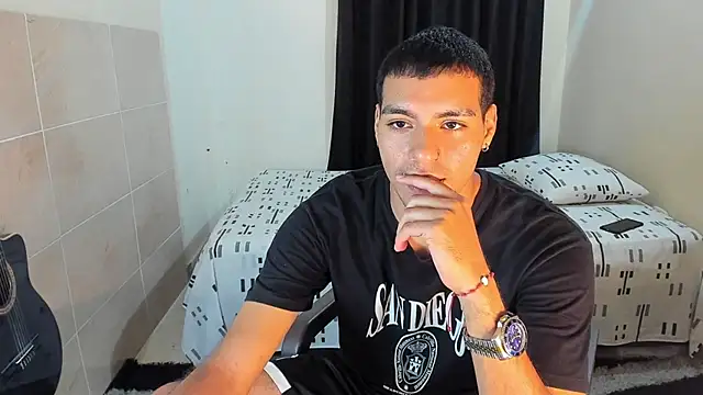 Snapshot of TeamPorn_19 chatting on October 2025 04:35:01 AM TeamPorn 19 online show from October 2025 04:35:01 AM