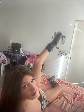 kendrafarq online show from April 2026 07:51:01 PM