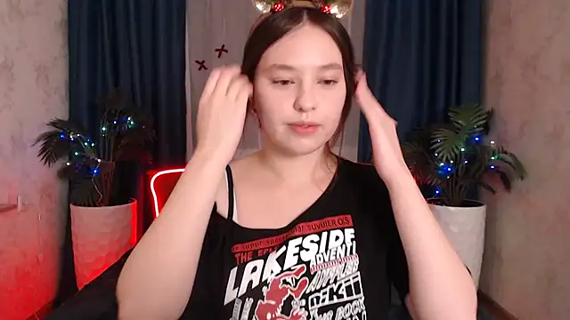 PureLedy online show from December 2025 01:06:01 AM