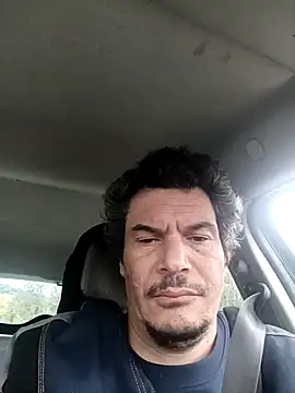 twitshe online show from November 2025 01:38:01 PM