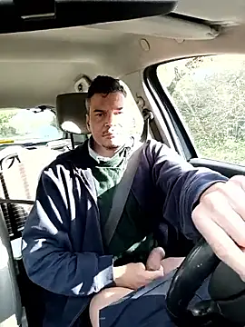 twitshe online show from November 2025 11:42:02 AM