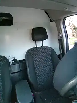 twitshe online show from February 2026 05:25:02 PM