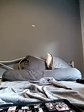 twitshe online show from January 2026 10:41:02 AM