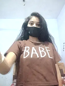 Hot-Soniya733 online show from October 2025 05:45:01 PM