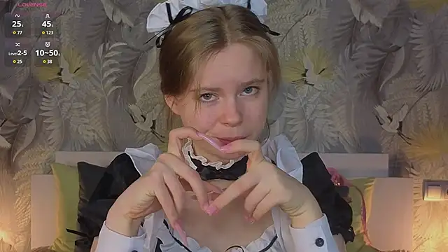 Snapshot of JulietteRain chatting on October 2025 05:14:02 PM JulietteRain online show from October 2025 05:14:02 PM