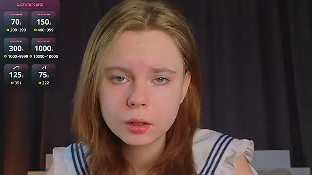 Snapshot of JulietteRain chatting on November 2025 04:11:01 PM JulietteRain online show from November 2025 04:11:01 PM