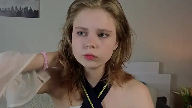 JulietteRain online show from June 2026 06:31:02 PM