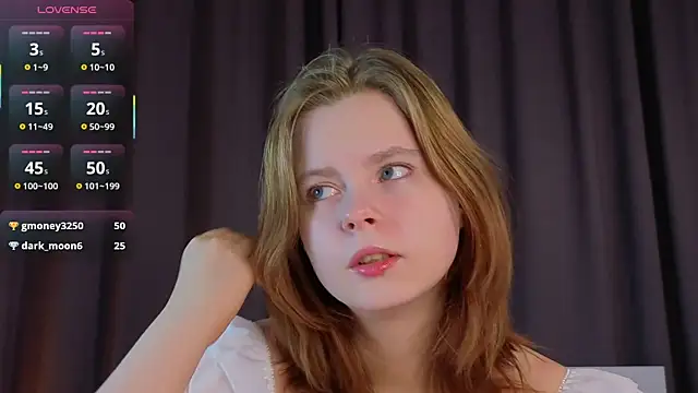 Snapshot of JulietteRain chatting on November 2025 04:11:02 PM JulietteRain online show from November 2025 04:11:02 PM