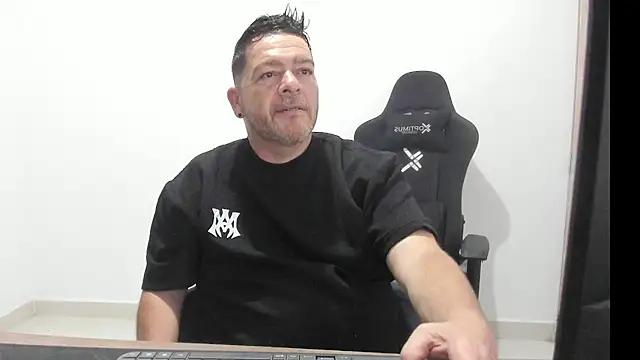 massimo dannger online show from September 2025 05:28:01 AM