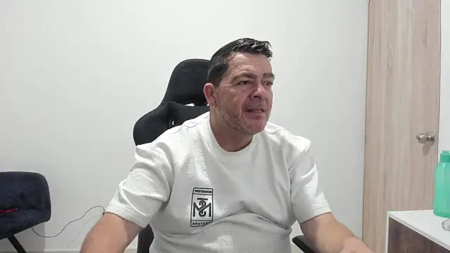 massimo dannger online show from September 2025 10:33:02 AM
