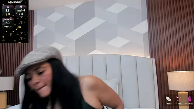 Mommy Naughty online show from February 2026 11:21:02 AM