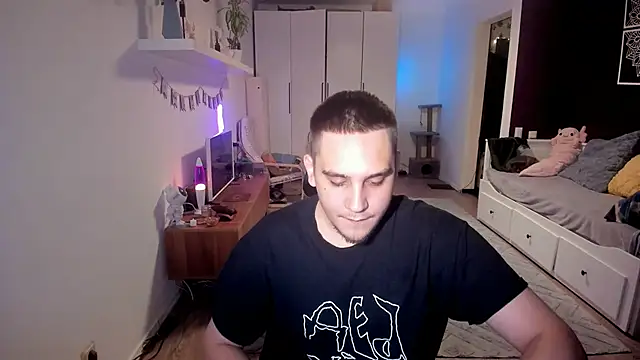 Snapshot of Bear_Beer130 chatting on November 2025 04:34:01 PM Bear Beer130 online show from November 2025 04:34:01 PM