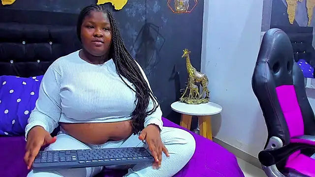 Maiam  Rossi online show from January 2026 02:05:02 AM