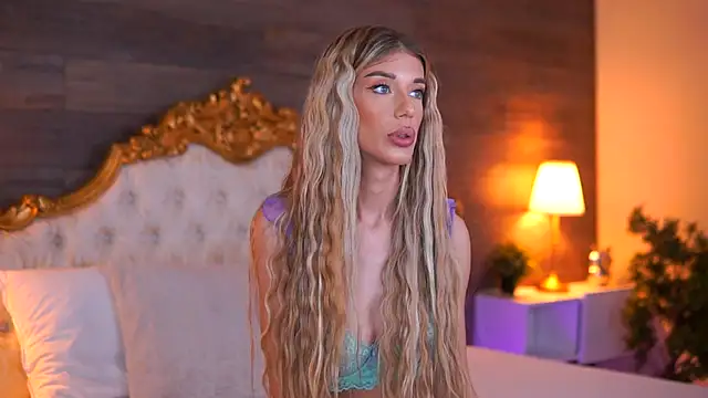 EllieRedd online show from November 2025 09:57:01 AM