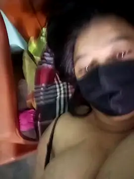 jenyfer709 online show from April 2026 09:49:01 PM