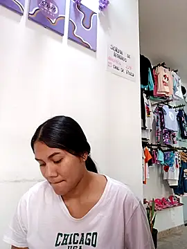 burbuja02 online show from November 2025 02:09:02 PM