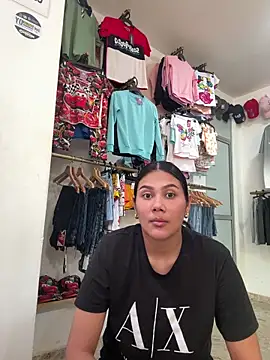 burbuja02 online show from April 2026 02:43:01 PM