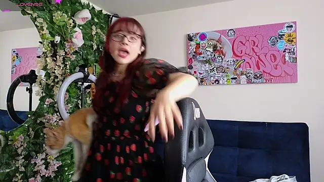 MiaVelvetDoll online show from February 2026 05:23:02 PM