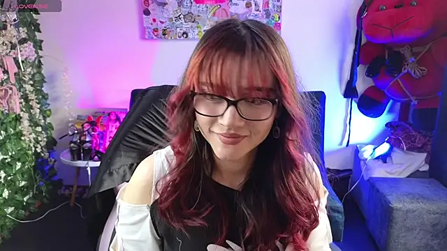 Snapshot of MiaVelvetDoll chatting on July 2026 02:14:02 PM MiaVelvetDoll online show from July 2026 02:14:02 PM