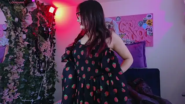 MiaVelvetDoll online show from February 2026 02:39:02 PM