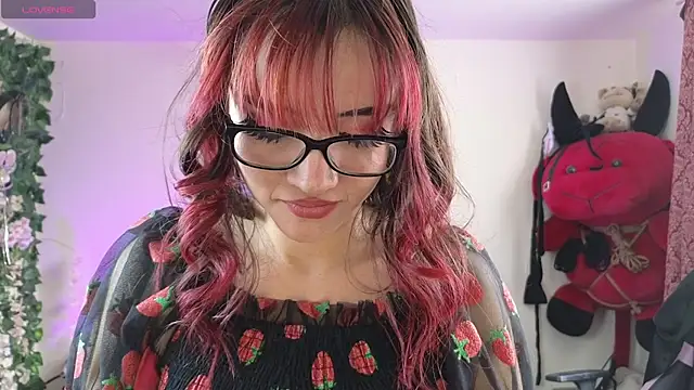 Snapshot of MiaVelvetDoll chatting on July 2026 02:36:01 PM MiaVelvetDoll online show from July 2026 02:36:01 PM