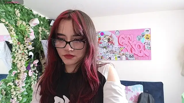 MiaVelvetDoll online show from March 2026 02:56:02 PM