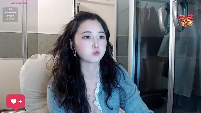 Snapshot of xx9938 chatting on October 2025 01:54:02 PM xx9938 online show from October 2025 01:54:02 PM