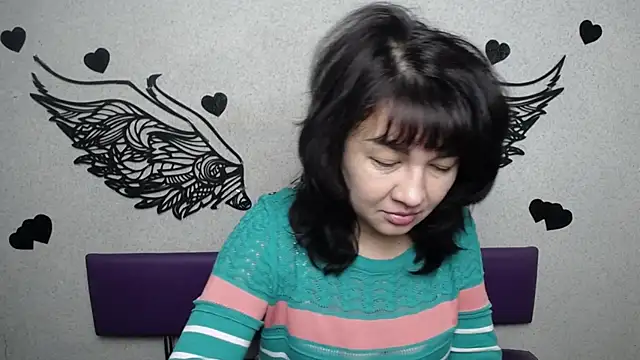 Snapshot of SelenaFly chatting on September 2025 05:13:01 AM SelenaFly online show from September 2025 05:13:01 AM