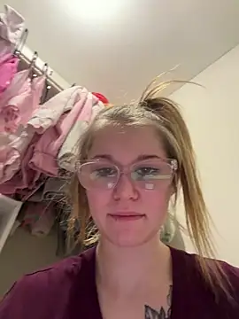 Riley ray69 online show from March 2026 03:09:01 PM