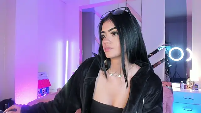 EmmaStonns online show from January 2026 01:04:02 PM