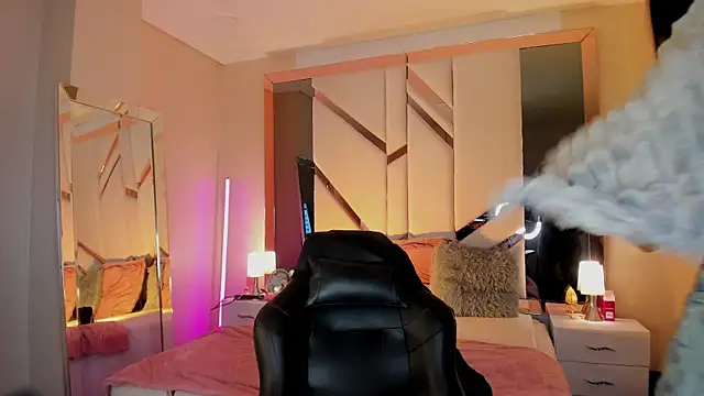 EmmaStonns online show from March 2026 01:05:02 PM