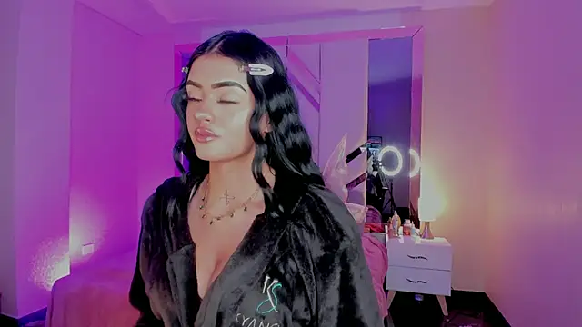 EmmaStonns online show from November 2025 01:48:02 PM