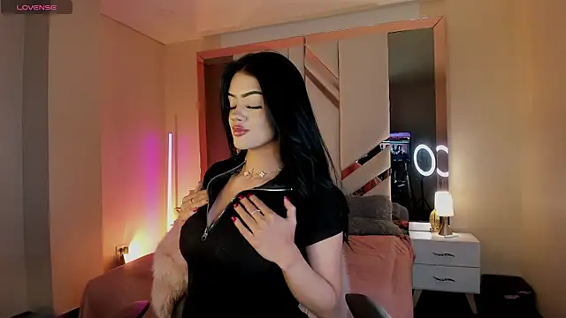 EmmaStonns online show from February 2026 12:28:02 PM