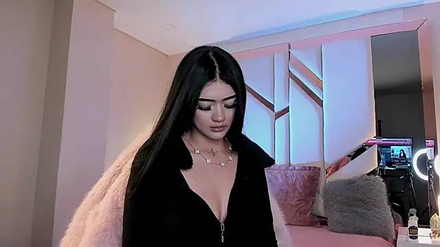 EmmaStonns online show from February 2026 12:56:01 PM