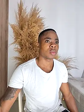 Snapshot of liambolt chatting on October 2025 03:06:01 AM liambolt online show from October 2025 03:06:01 AM