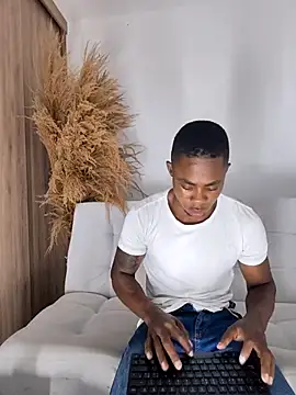 Snapshot of liambolt chatting on September 2025 02:58:01 AM liambolt online show from September 2025 02:58:01 AM